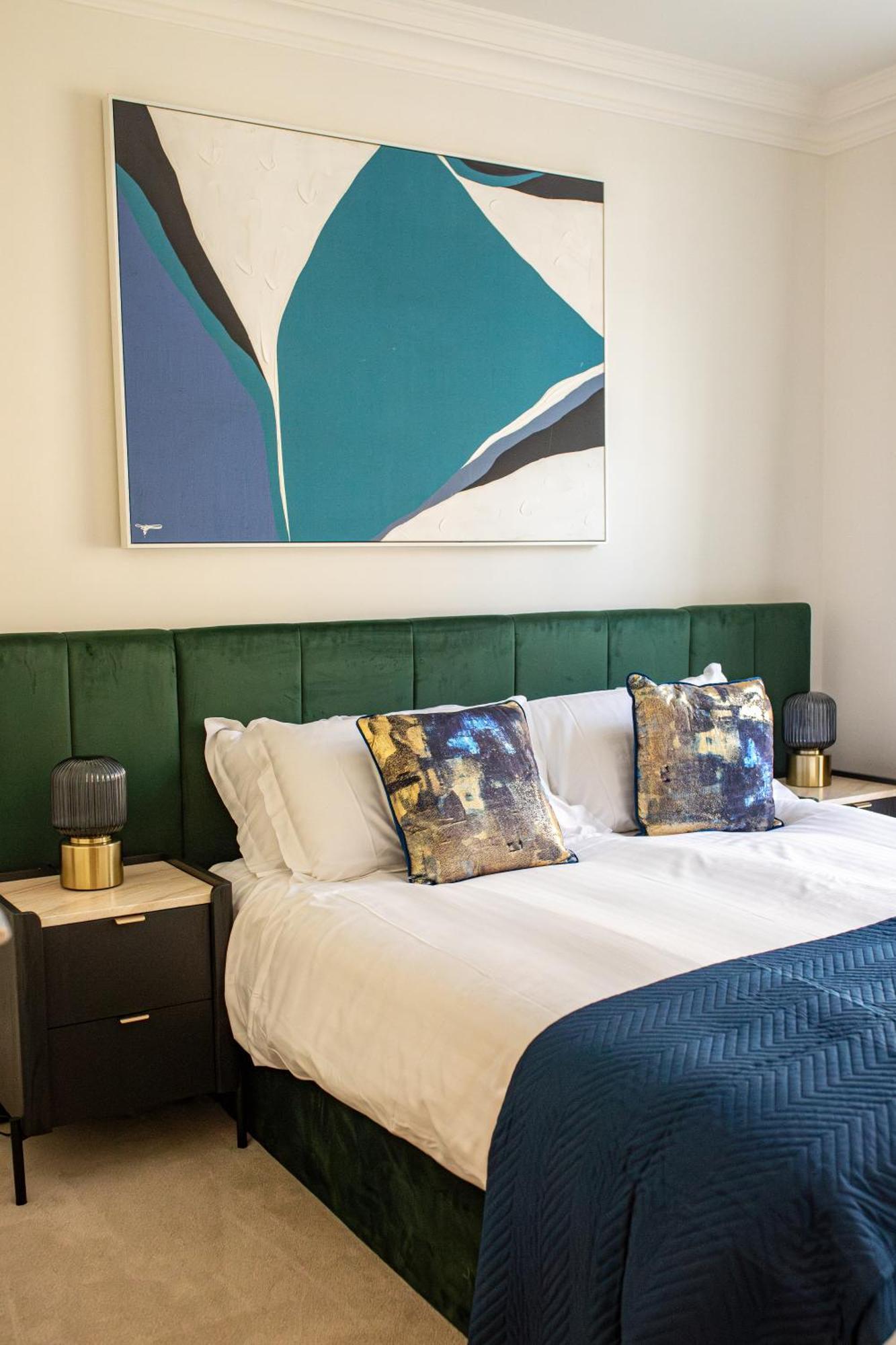 Apartment Charles Hope Centre Salisbury