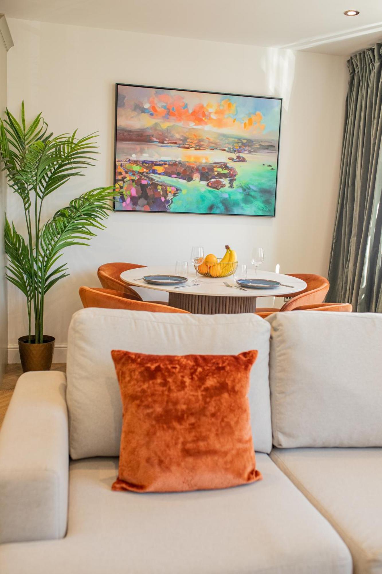 Apartment Charles Hope Centre