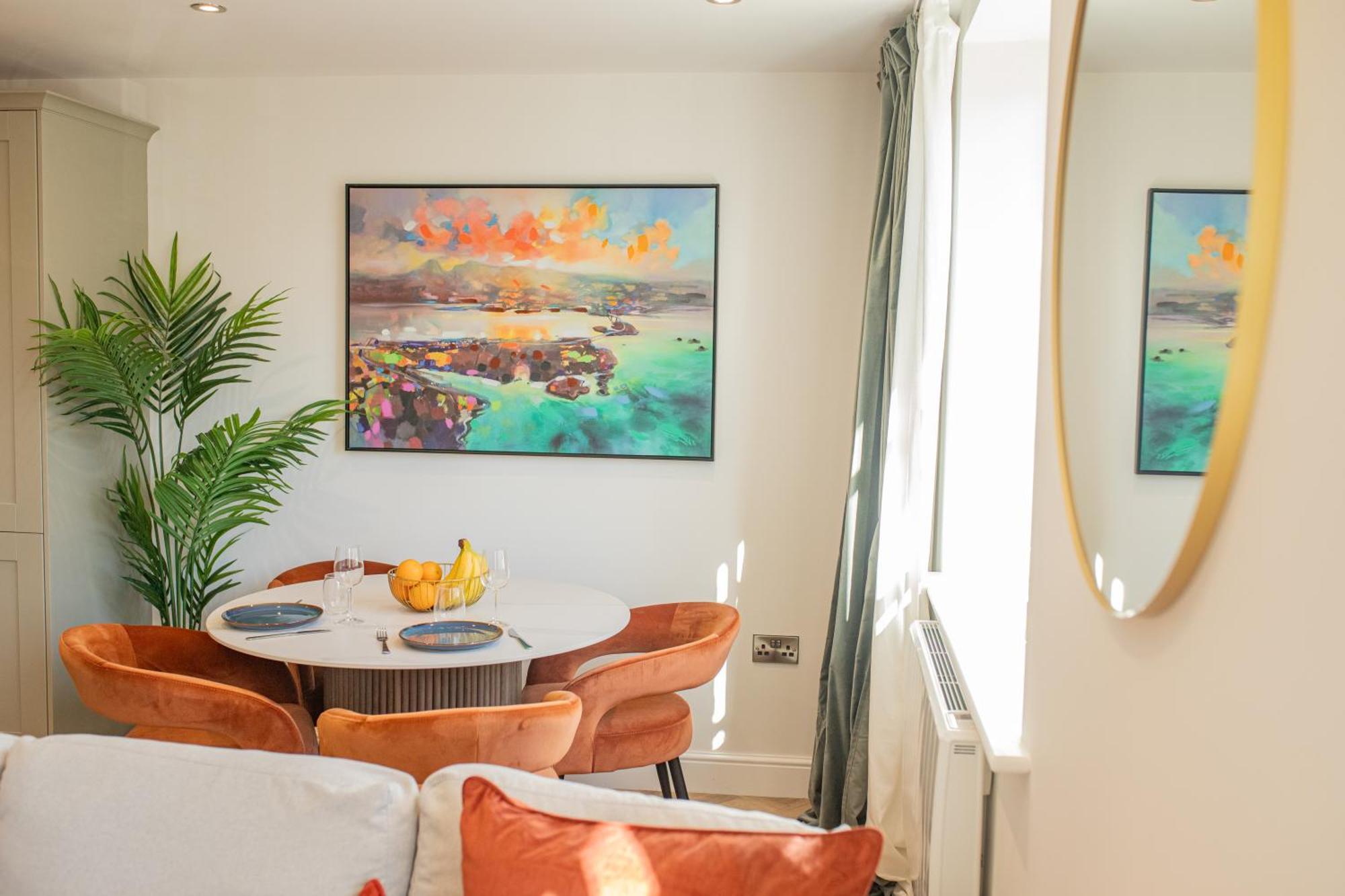 Charles Hope Centre Apartment *