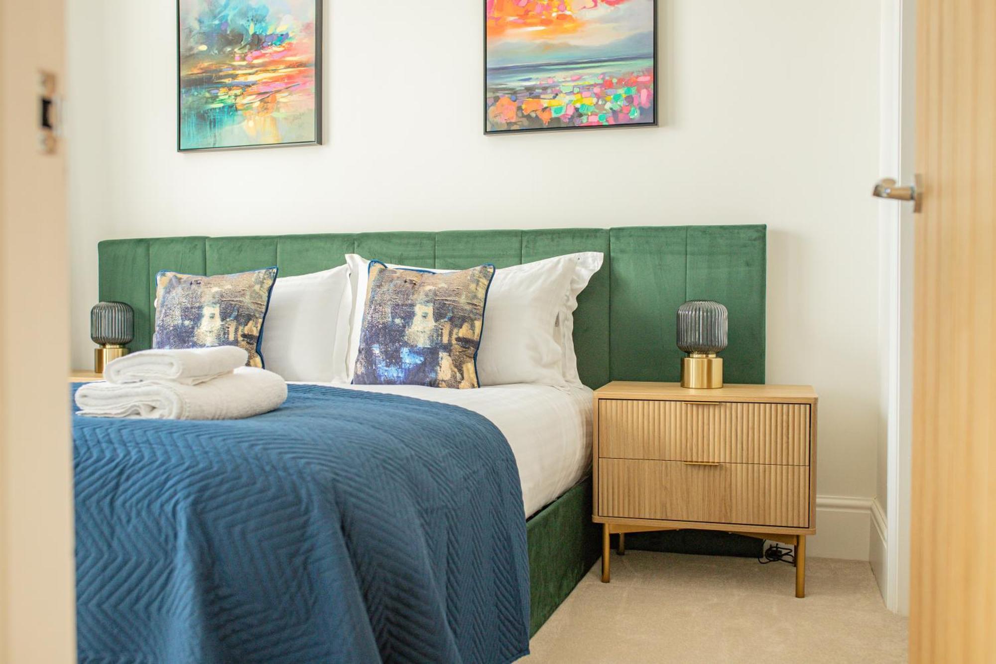 Charles Hope Centre Apartment