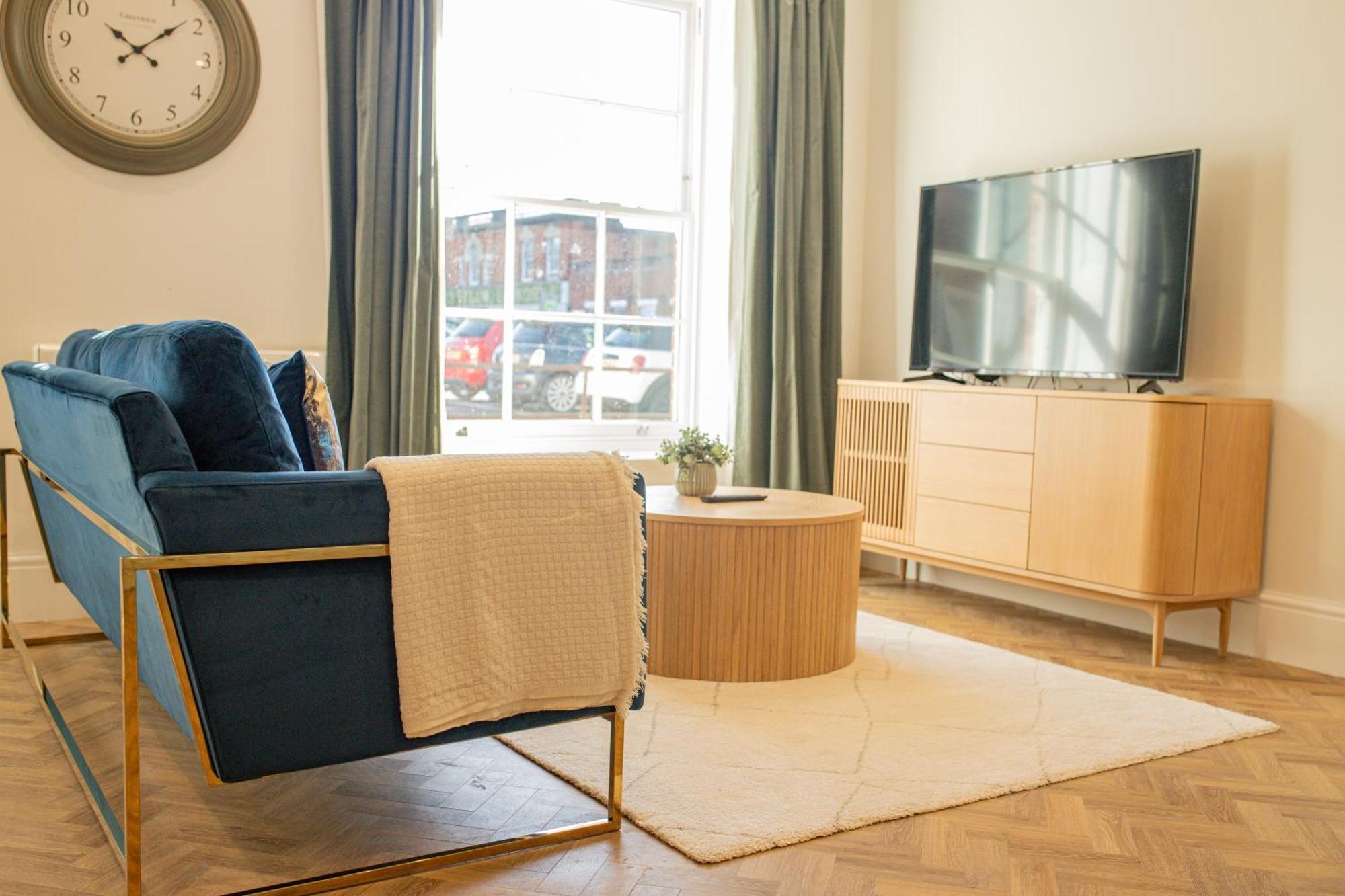 Charles Hope Centre Apartment